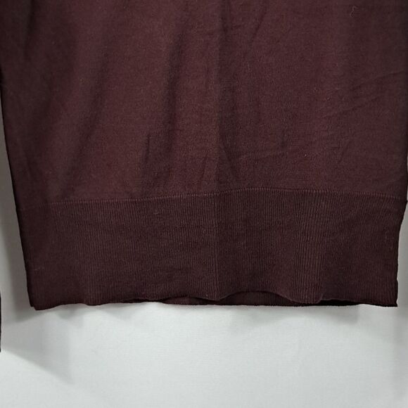 Forth and Towne V neck fine gauge sweater NWOT - Picture 4 of 11